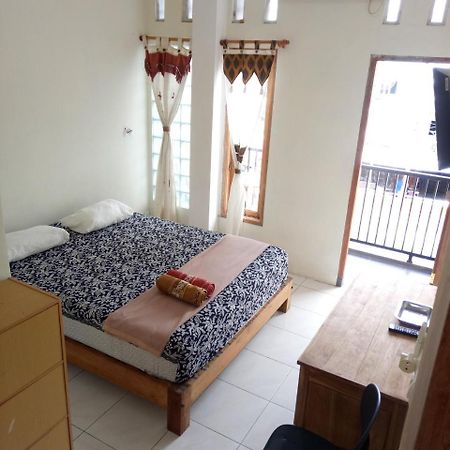 Losmen Fadel Malioboro Jogja Yogyakarta Ngoại thất bức ảnh