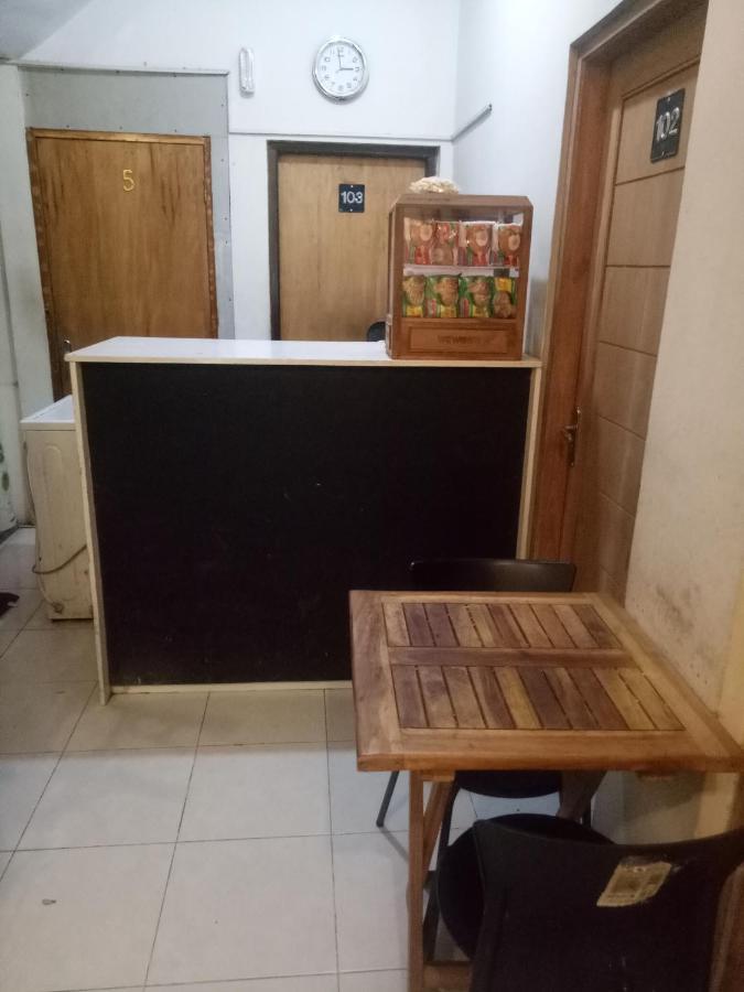 Losmen Fadel Malioboro Jogja Yogyakarta Ngoại thất bức ảnh