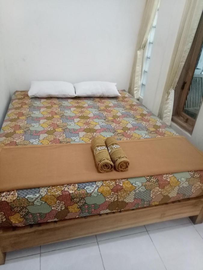 Losmen Fadel Malioboro Jogja Yogyakarta Ngoại thất bức ảnh
